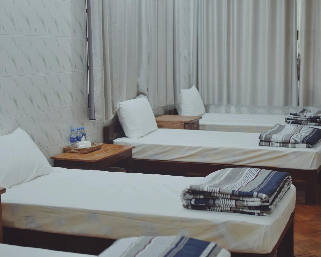 Celia Hostel Mandalaj Zewnętrze zdjęcie