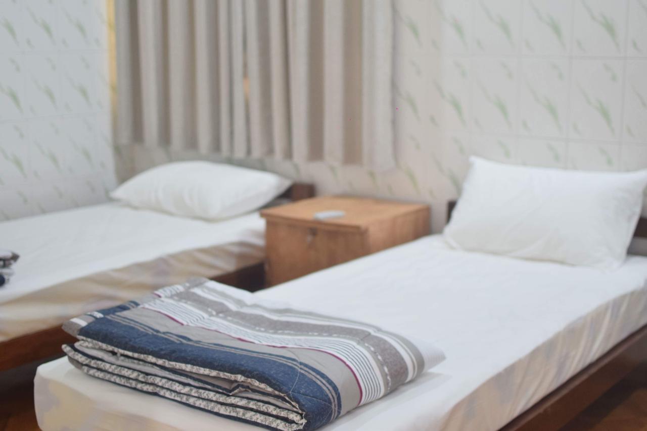 Celia Hostel Mandalaj Zewnętrze zdjęcie