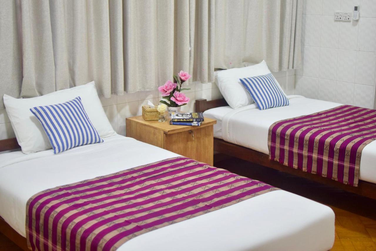 Celia Hostel Mandalaj Zewnętrze zdjęcie